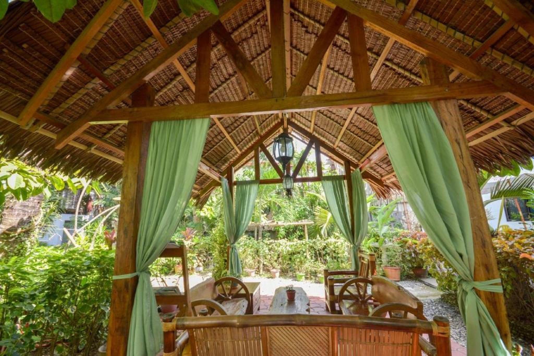 Reddoorz Plus @ Secret Garden Boracay Balabag  Exterior foto