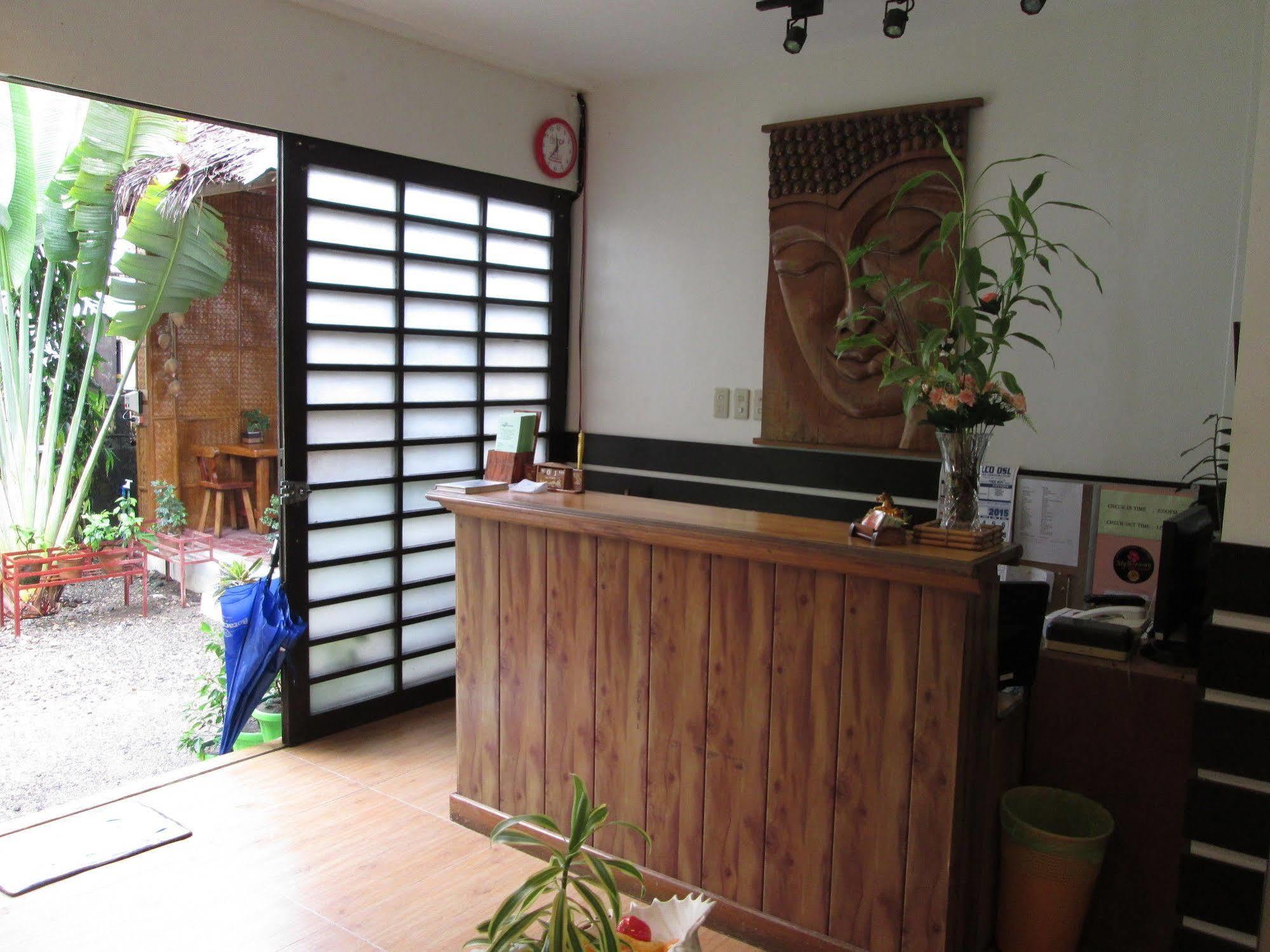 Reddoorz Plus @ Secret Garden Boracay Balabag  Exterior foto